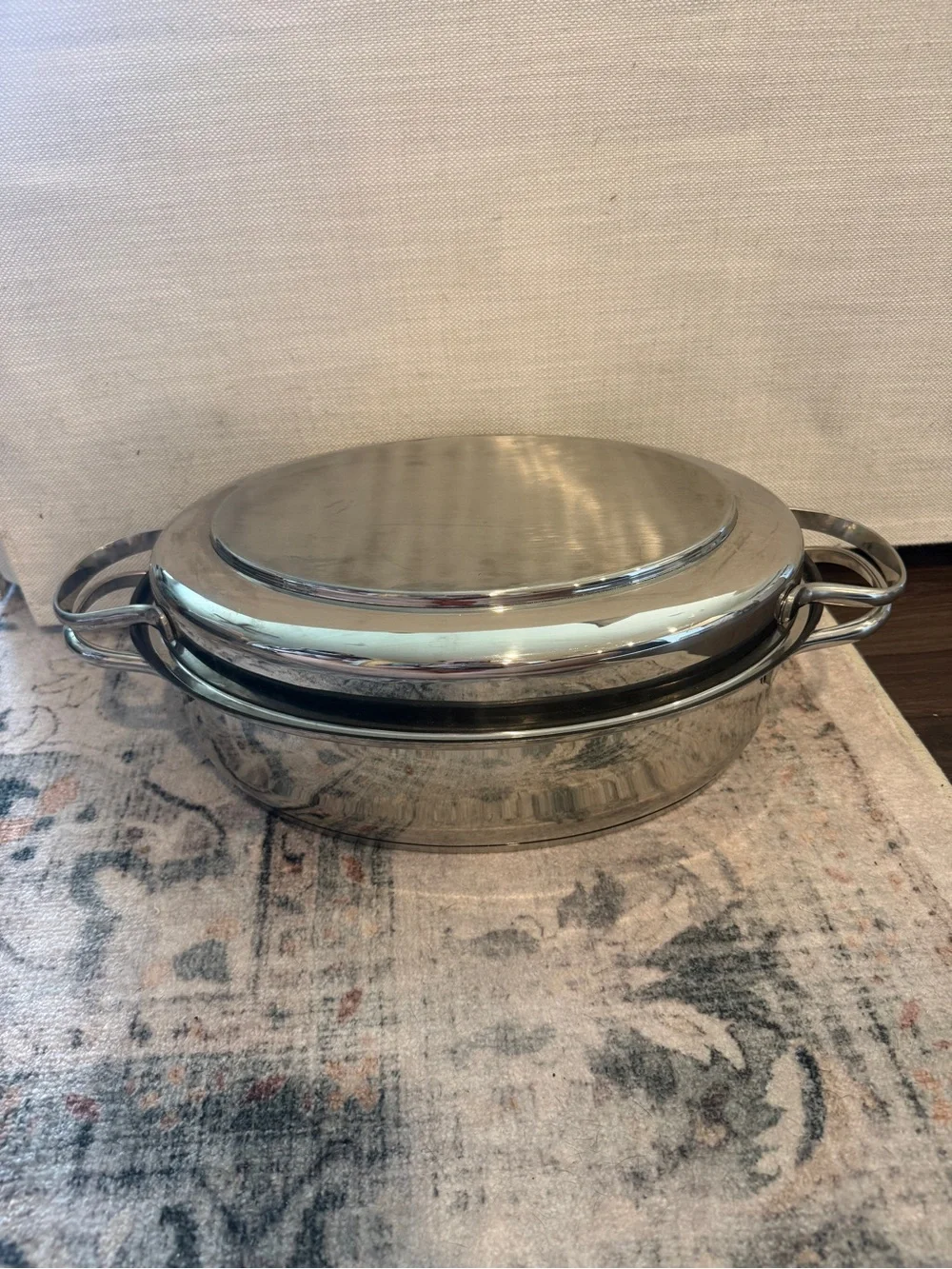 Stainless Steel and Cast Iron Oval Roaster with Lid